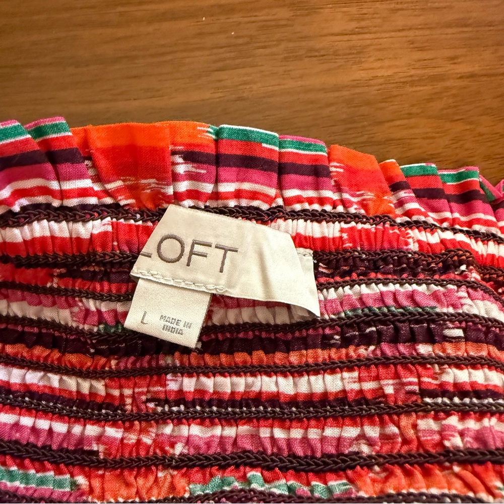 LOFT Red Pink Striped Smocked Sleeveless Top Size Large - Picture 3 of 9